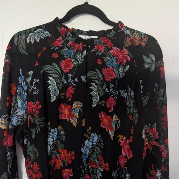 Black Floral Mock Neck Long Sleeve Maxi Dress with Belt - Picture 2 of 4